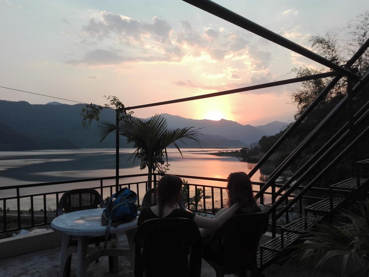 Little Pilgrim Lodge Pokhara Exterior photo