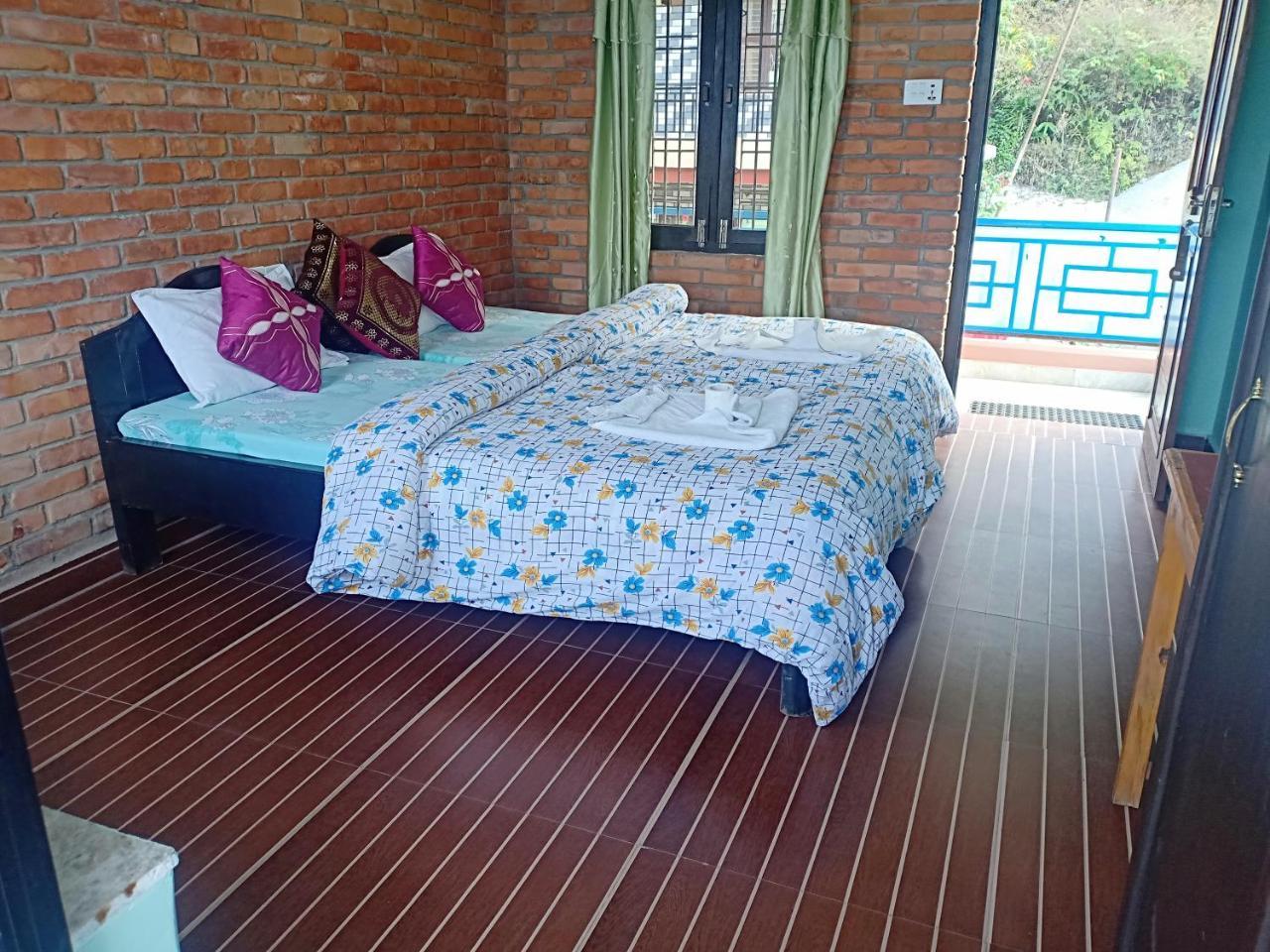 Little Pilgrim Lodge Pokhara Exterior photo