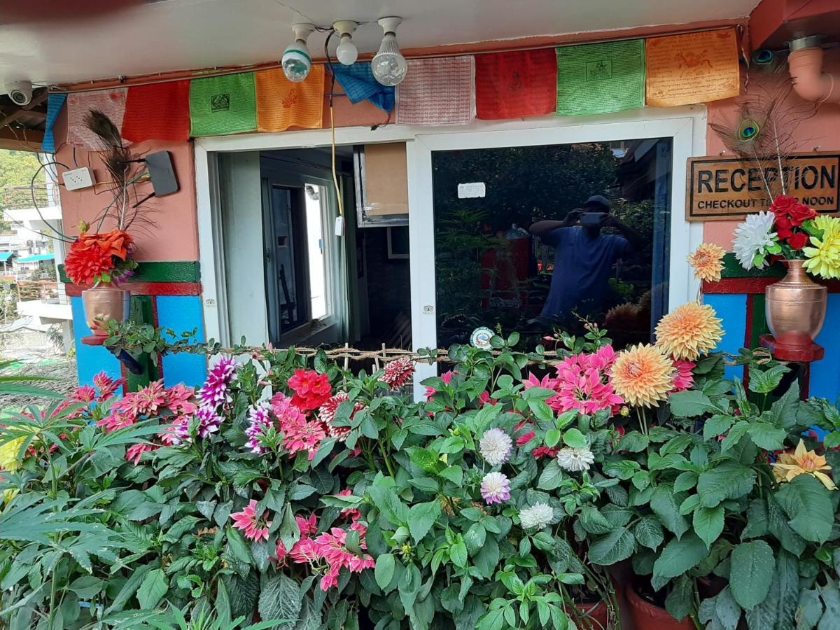 Little Pilgrim Lodge Pokhara Exterior photo